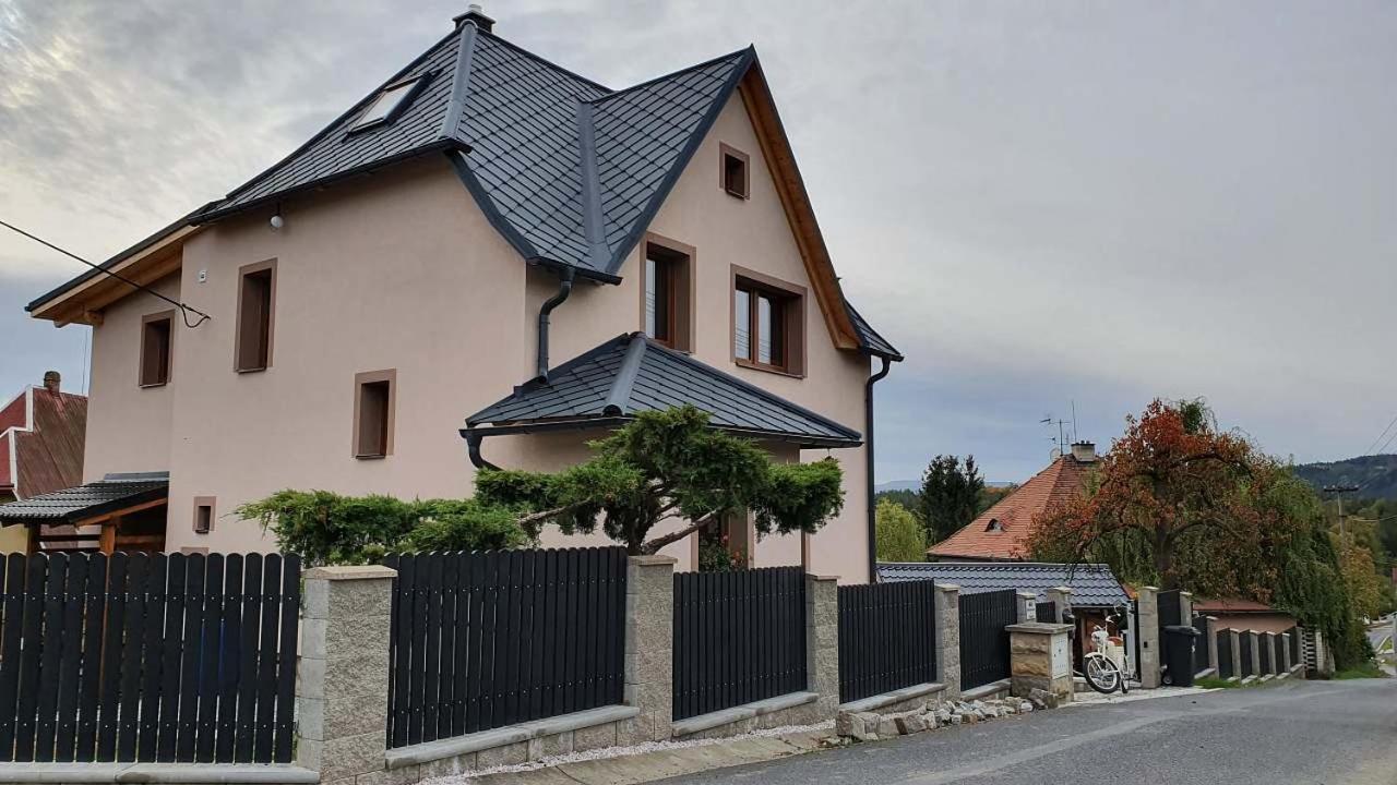 Villa U Pareza Ludvikovice Exterior foto